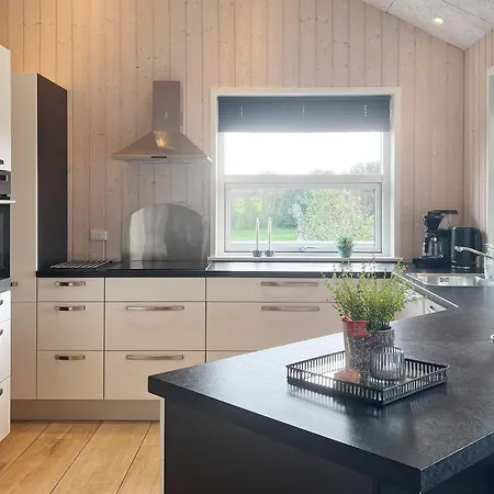 8 Person In Roslev-by Traum بيت للعطل